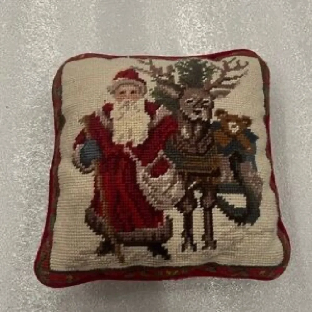 Holiday Needlepoint Decorative Throw Pillow - Red, Green, Cream
